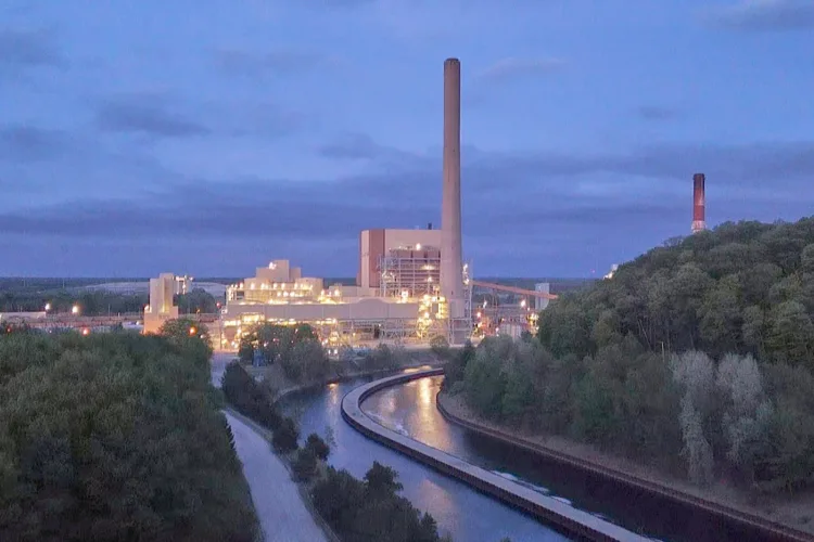 Federal court rejects Trump order keeping Michigan coal plant open